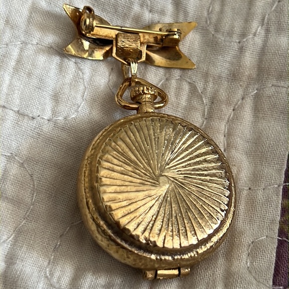 🎉𝐇𝐏!🎉1950’s HOUSE OF FULLER PERFUME HAND PAINTED PERFUME LOCKET - Picture 4 of 13